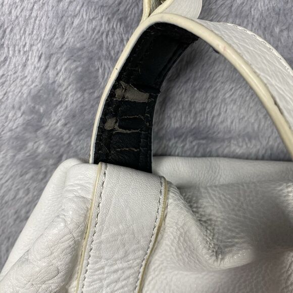 Perlina New York Backpack Purse White Beige Leather Adjustable Strap Gold Tone - Picture 15 of 15